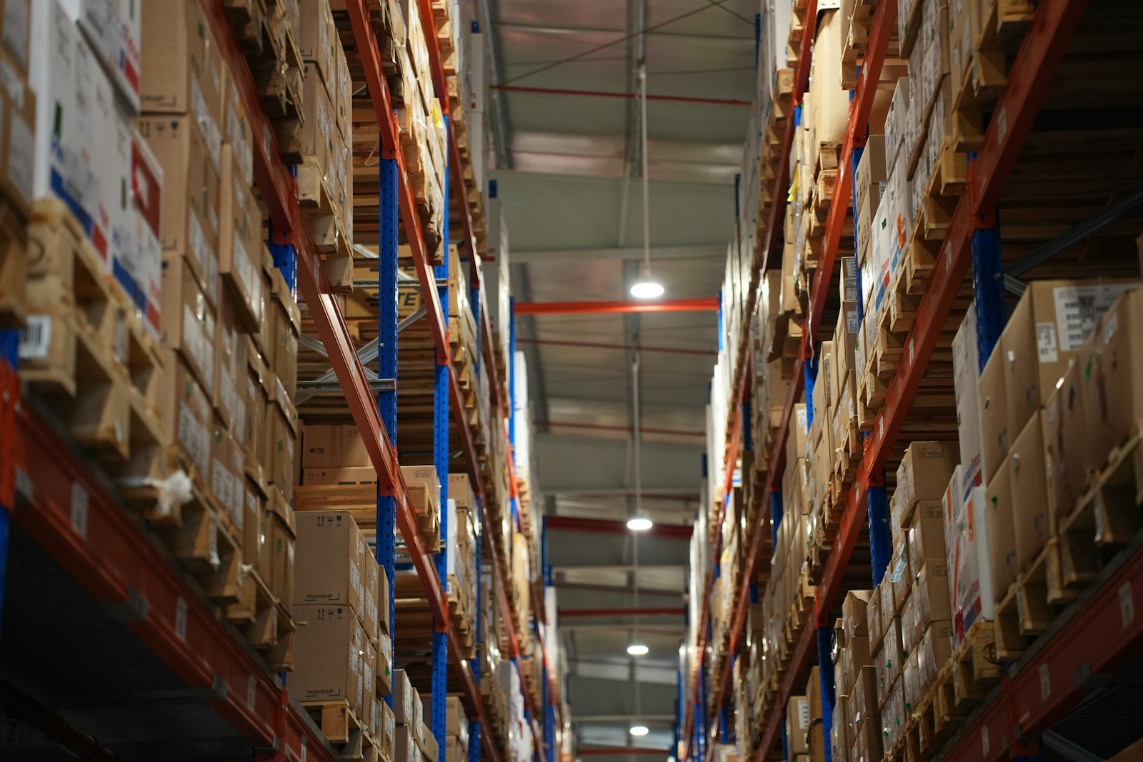 How Has TikTok Shop Shipping Changed in 2026? Seller Shipping vs TikTok Shipping vs FBT